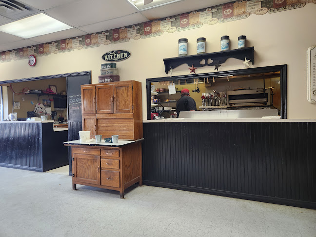 300 Dundas St W, Napanee, ON K7R 2B4