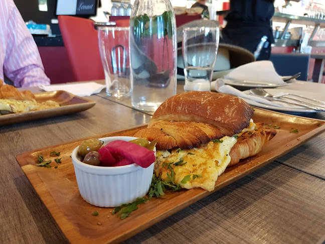 Opinii despre Levant Restaurant în Mississauga - Hospitality and gastronomy