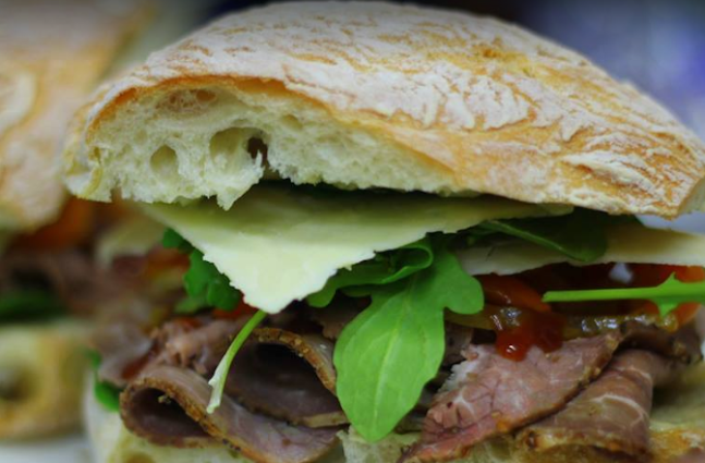 Comentarii opinii despre Maka eatery