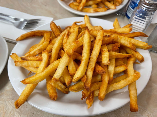 Juney's Restaurant - Hospitality and gastronomy