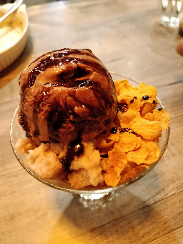 180 Rideau St, Ottawa, ON K1N 5X6