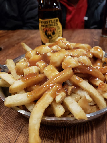 352-800 Carnarvon St, New Westminster, BC V3M 1C4