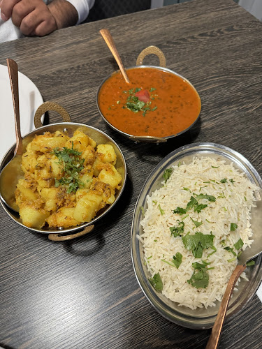 Desi Bites Restaurants Dine In & Takeout Juice Bar - Hospitality and gastronomy