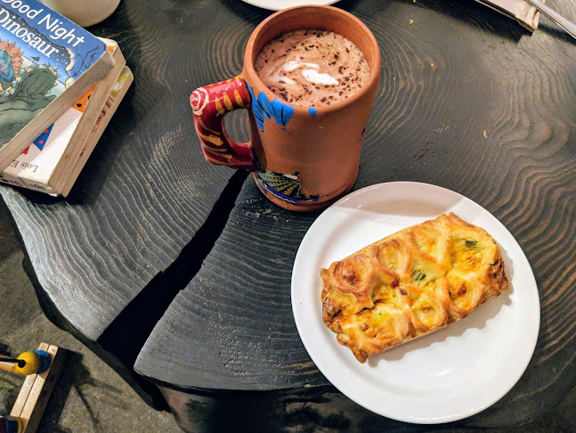 Opinii despre Moodswing Coffee + Bar (Formerly)Old Crow Coffee Co. în New Westminster - Hospitality and gastronomy