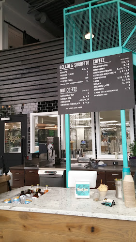 221 19 St SE #110, Calgary, AB T2E 7M2