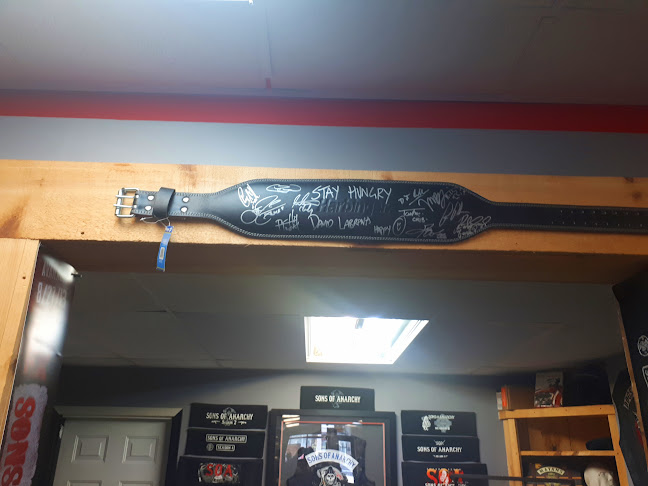 4681 Queen St, Niagara Falls, ON L2E 2L9