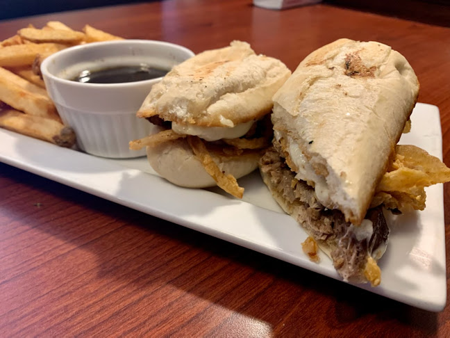 423 Elizabeth St, Burlington, ON L7R 2L8