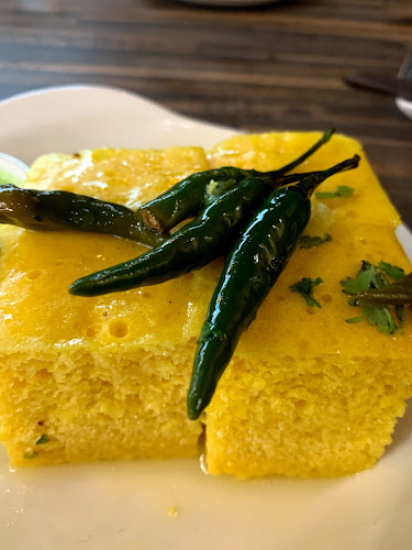 Comentarii opinii despre Brar's Trinity Common