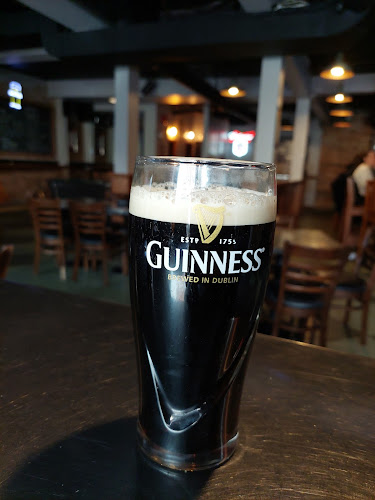 5008 Centre St, Niagara Falls, ON L2G 3L6