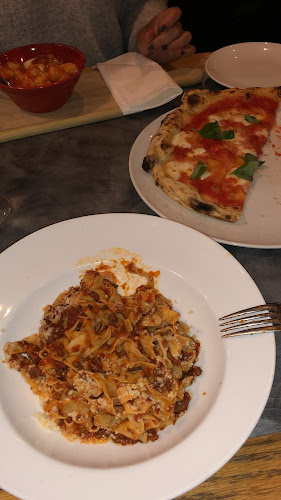 1835 W 4th Ave, Vancouver, BC V6J 1M4