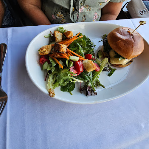 Comentarii opinii despre Saucy