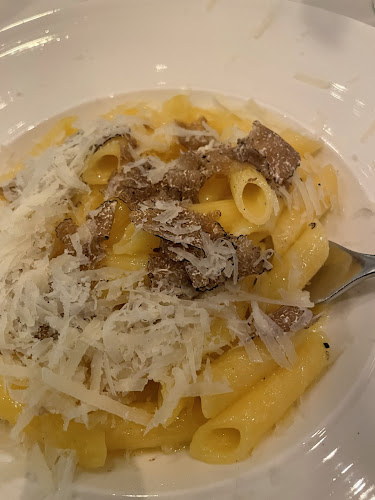 Opinii despre Carisma în Toronto - Hospitality and gastronomy