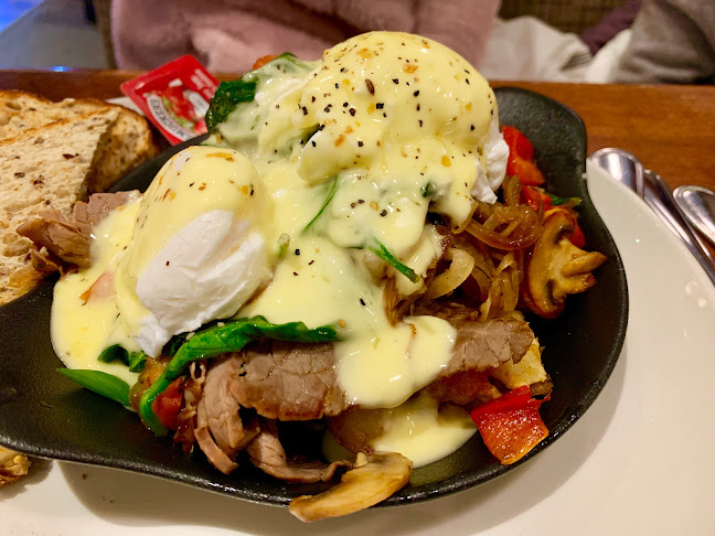 6500 Hastings St, Burnaby, BC V5B 4B3