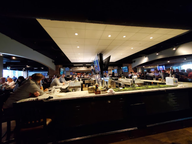 Opinii despre Ceili's on 4th în Calgary - Hospitality and gastronomy