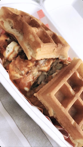 77 Dundas St W, Mississauga, ON L5B 1H7