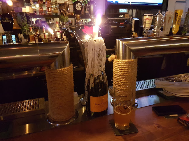 1958 Queen St E, Toronto, ON M4L 1H7