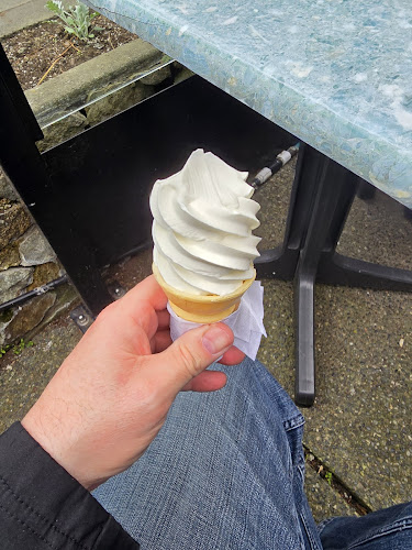 126 Douglas St, Victoria, BC V8V 2N9