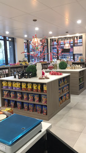 Opinii despre ByWard Nut House, ByWard Market, Ottawa în Ottawa - Hospitality and gastronomy