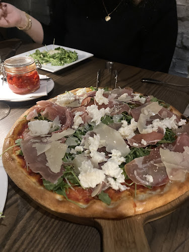 La Vecchia Restaurant Uptown