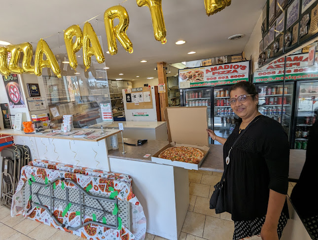 Opinii despre Amadio's Pizza în Mississauga - Hospitality and gastronomy