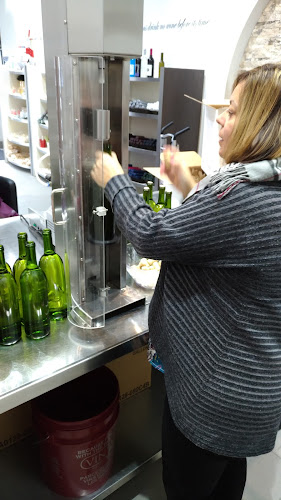 Comentarii opinii despre Vin Bon Markham