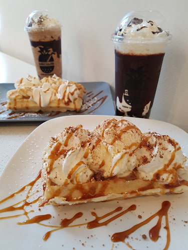 Bobacabana Desserts & Eats - New Westminster