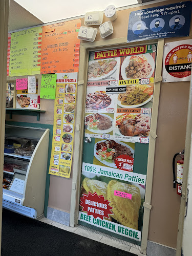 Opinii despre Pattie World Bakery în Etobicoke - Hospitality and gastronomy