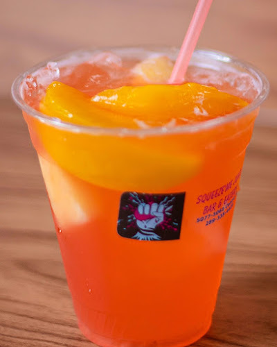 Opinii despre SqueezeMe Juice bar & Eatery în Niagara Falls - Hospitality and gastronomy