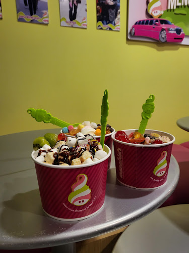 247 King St N #3, Waterloo, ON N2J 2Y8