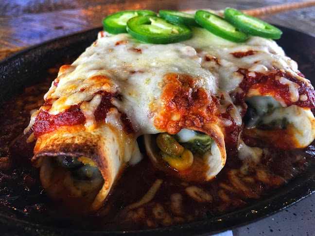 Mesa Fresca Kingston - Kingston