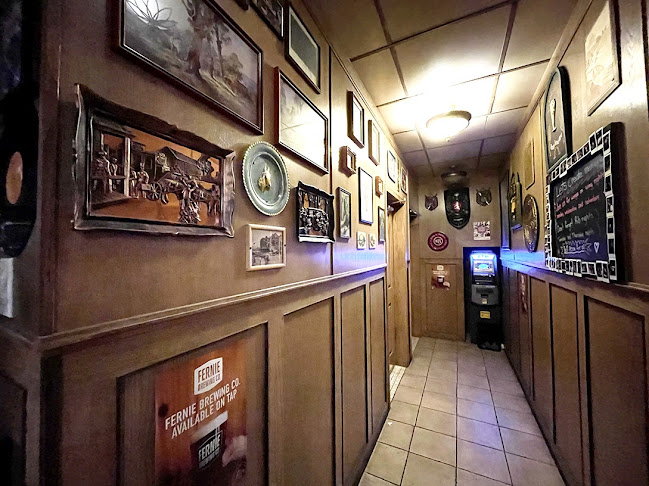 Regal Beagle Pub - Hospitality and gastronomy