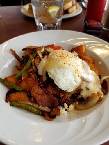 Rick & Alice's Grill - Hospitality and gastronomy