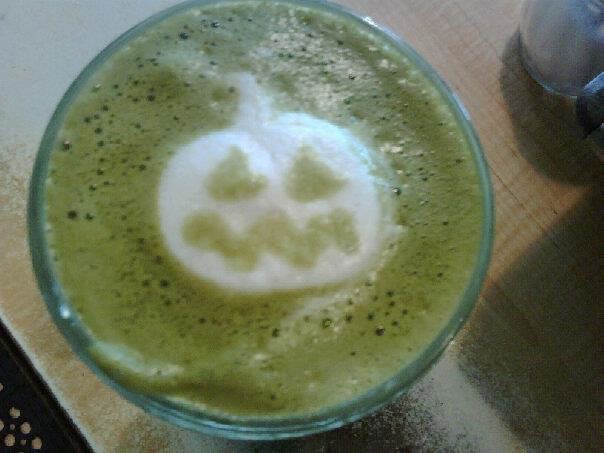 Komox Grind Espresso & Smoothie Bar - Comox