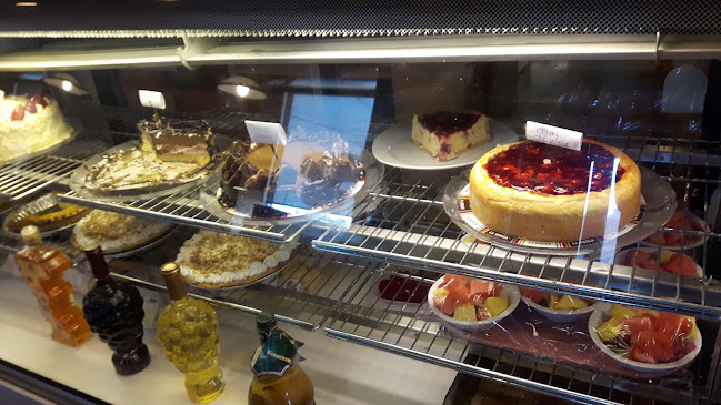 Malibu Restaurant East