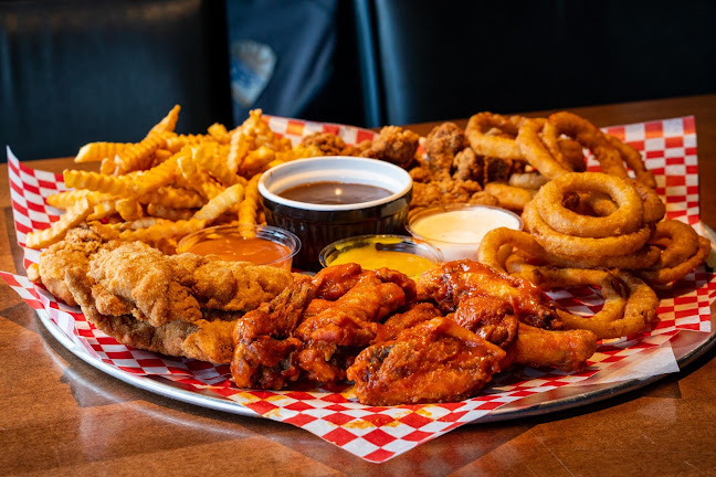 9606 118 Ave NW, Edmonton, AB T5G 1V3