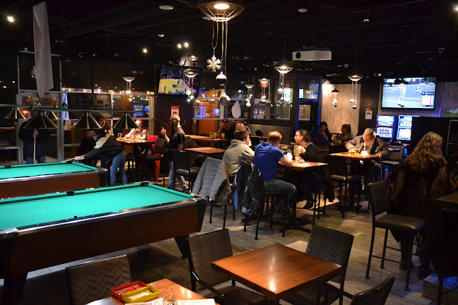 Mona Lisa Pub | Sports Pub in Edmonton | Karaoke Night | Pool League Tournaments - Hospitality and gastronomy