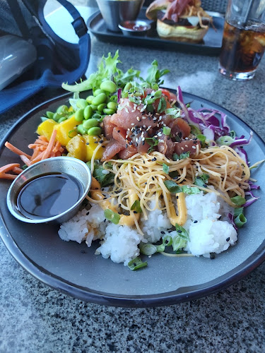 Comentarii opinii despre Steamship Grill & Bar