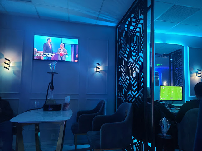 2806 St Johns St #2, Port Moody, BC V3H 2C1