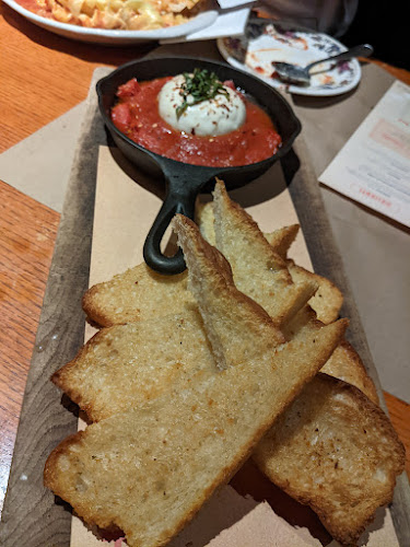 Scaddabush Italian Kitchen & Bar - Hospitality and gastronomy