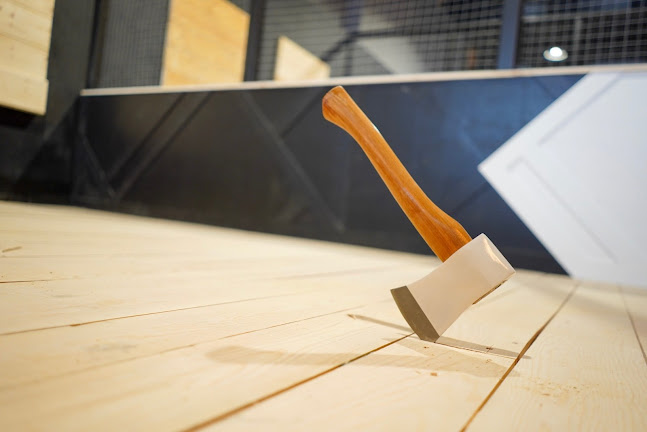 Woodchucks Axe Throwing - Hospitality and gastronomy