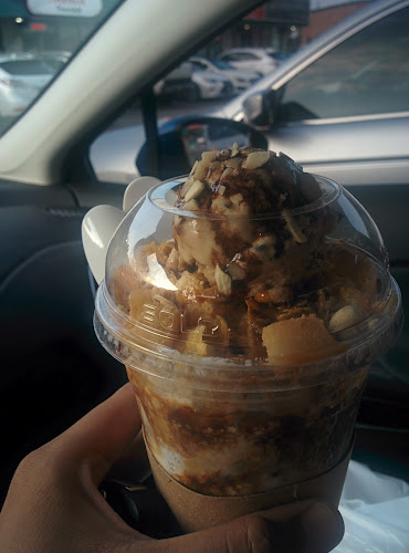 Snowday Bingsu Cafe - Thornhill