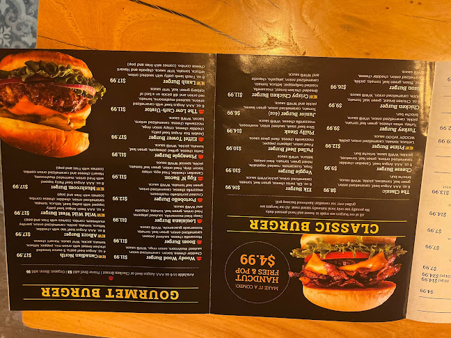 Woody Wood Burger - Hospitality and gastronomy