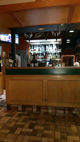 Woody's Pub - Lake Country