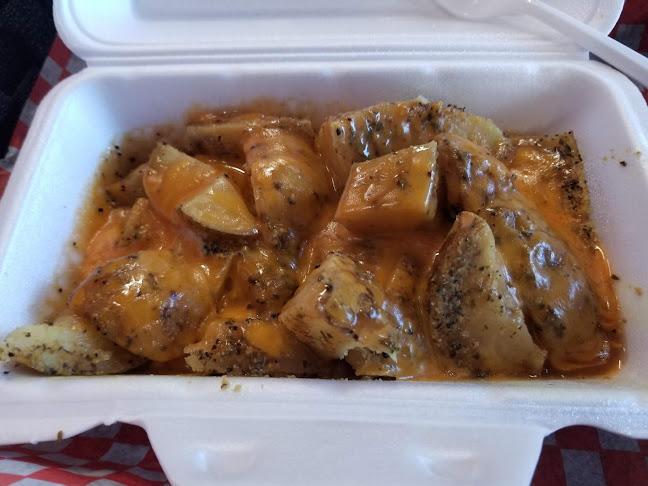 72 8th St, New Westminster, BC V3M 3P1