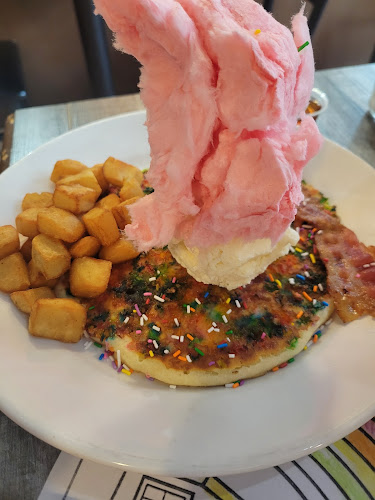 The Food And Art Cafe - Hospitality and gastronomy