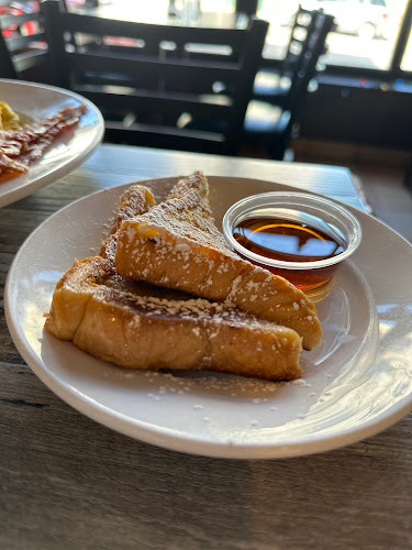 105 Dundas St W, Whitby, ON L1N 2M1