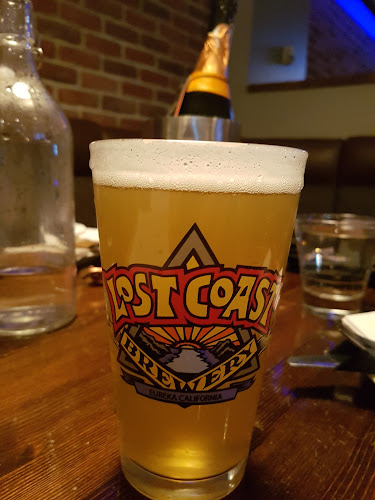 Comentarii opinii despre Underground Tap & Grill