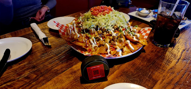 219 Rathburn Rd W, Mississauga, ON L5B 4C1