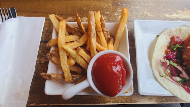 Mesa Fresca Kingston - Hospitality and gastronomy