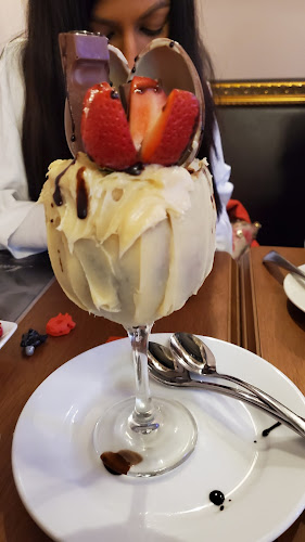 509 22 Ave SW, Calgary, AB T2S 0H5